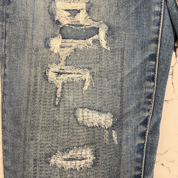 American Eagle - Picture 5 of 5